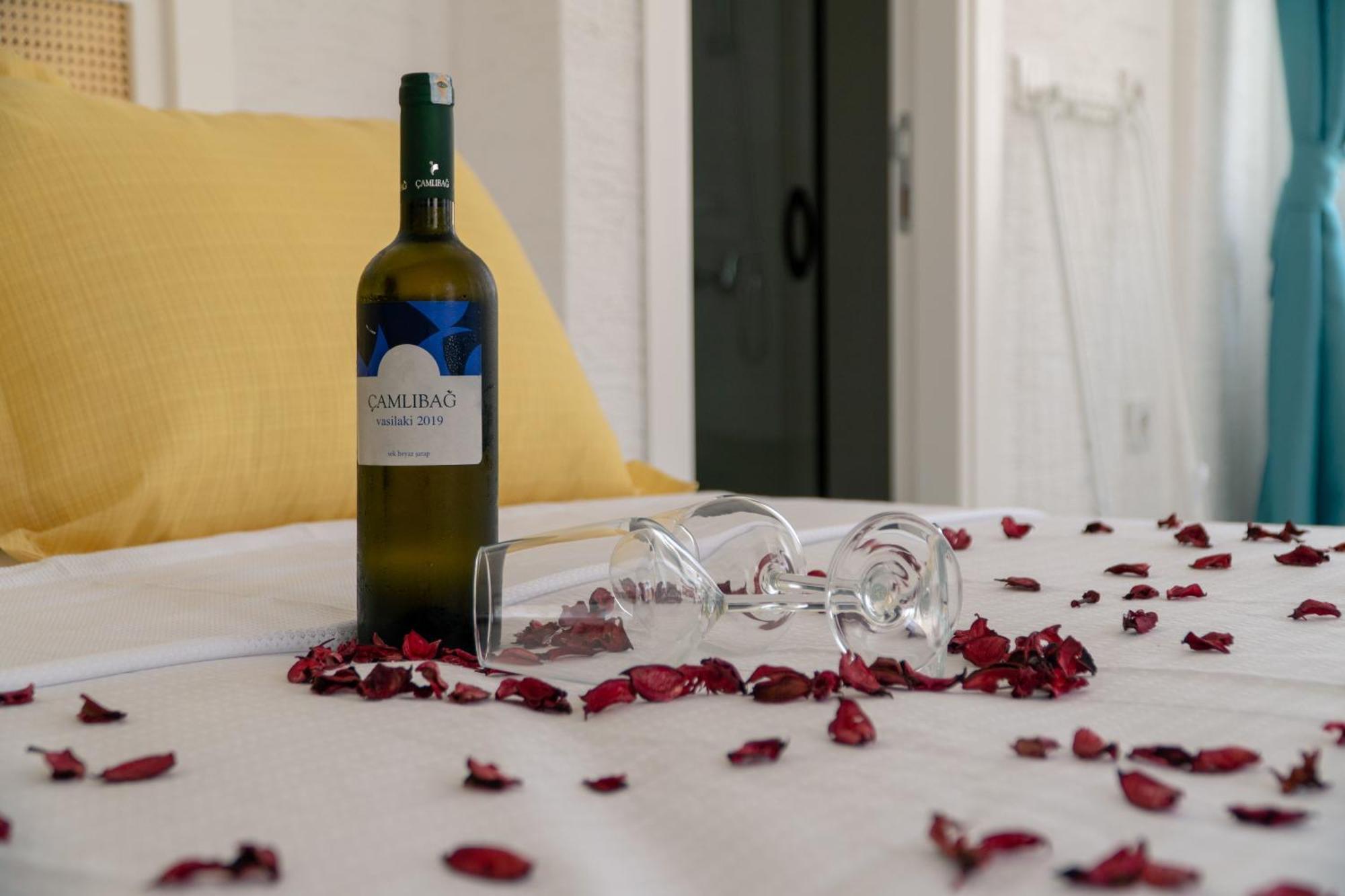 Vina Garden Hotel Bozcaada Eksteriør billede
